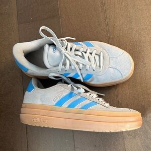 Adidas VL court bold light Gray Sneakers with halo Blue burst Stripes